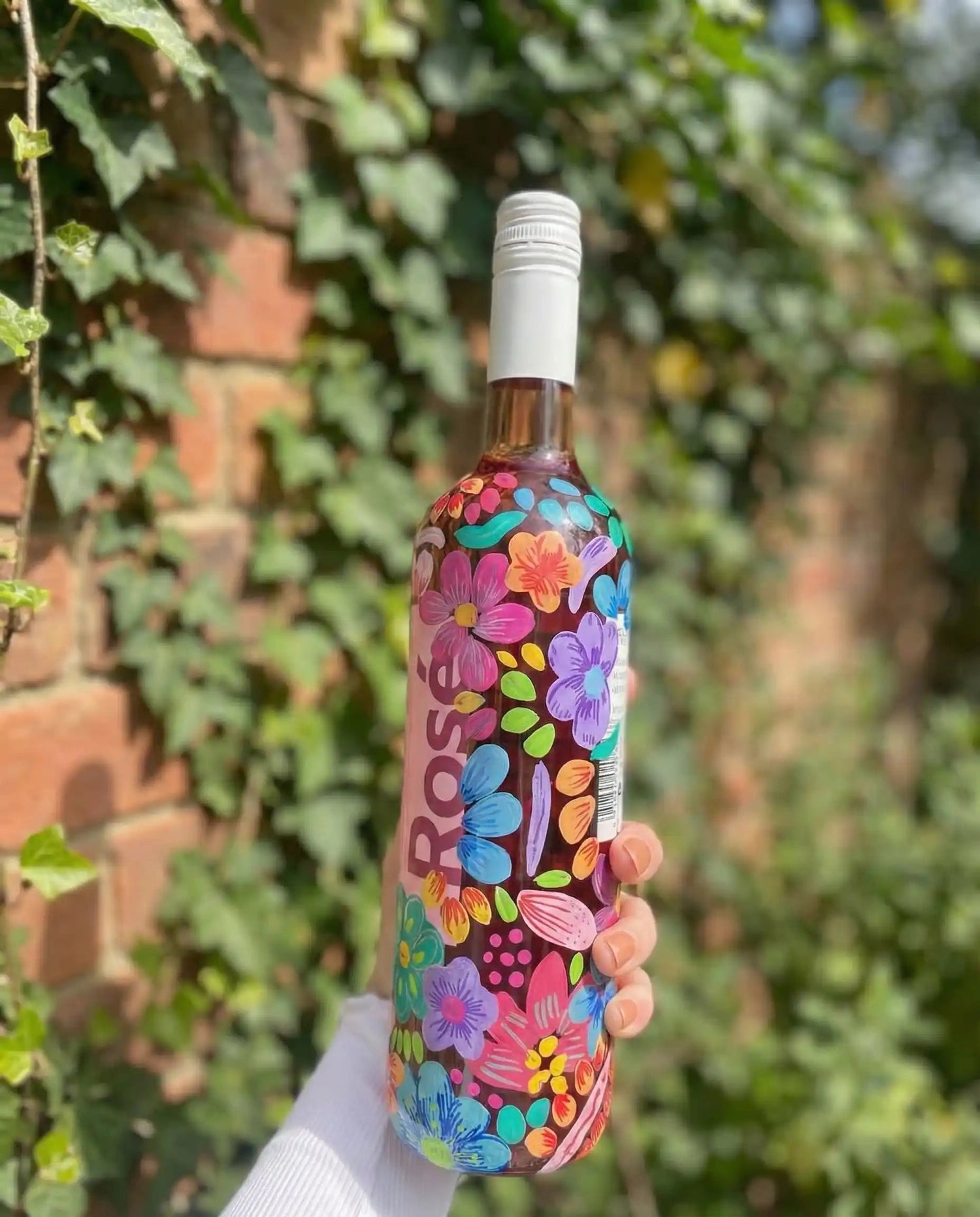 Infinite Surfaces - Frameza Creative