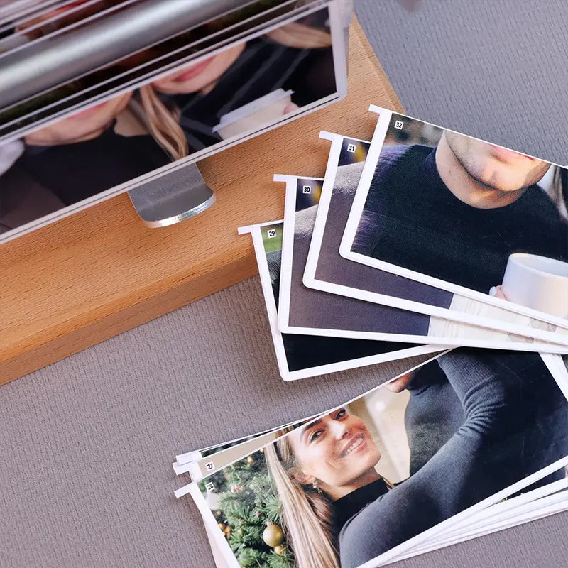 Customized Mechanical Hand-Cranked Photo Frame Personalized 32-panel Photo Box DIY Gift