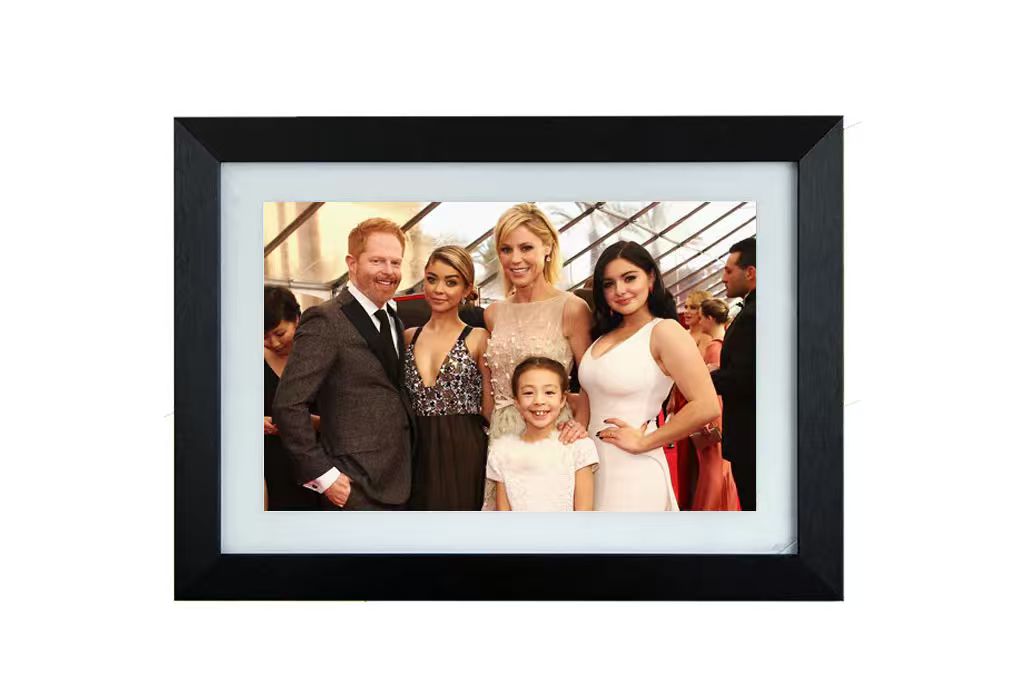 Wall Mounted Smart Photo Frame