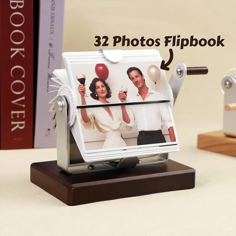 Customized Mechanical Hand-Cranked Photo Frame Personalized 32-panel Photo Box DIY Gift